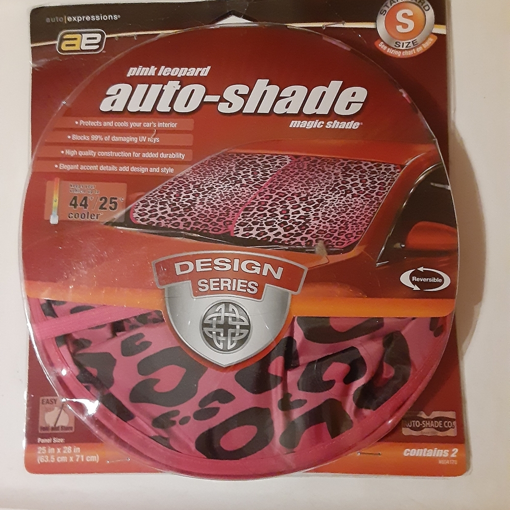 Auto Expressions pink leopard auto shade